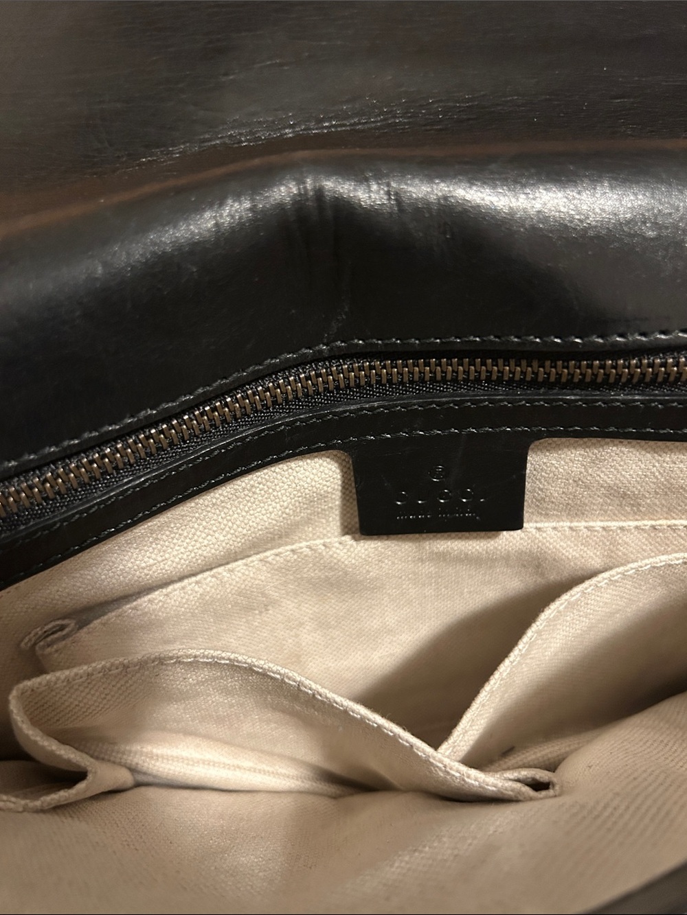 Gucci Black Leather Bag with Gold Accents - Picture 3 of 8